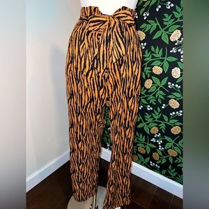 L Tiger Print Relaxed trousers